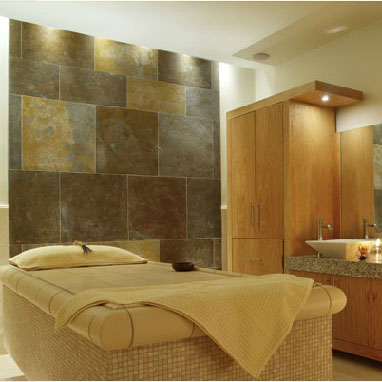 VOYA Back to Life Massage - 30mins image